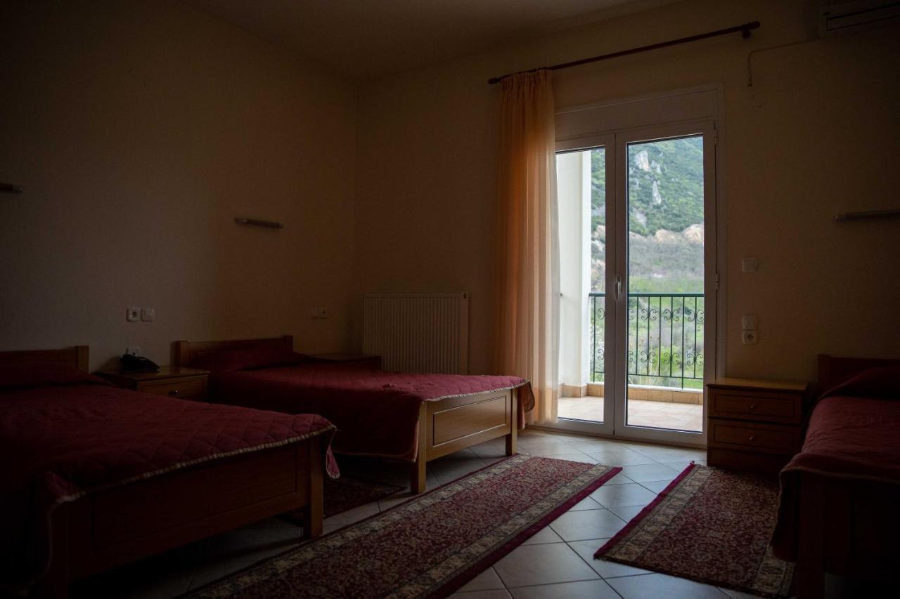 Hotel Kastro Sérvia Eksteriør bilde