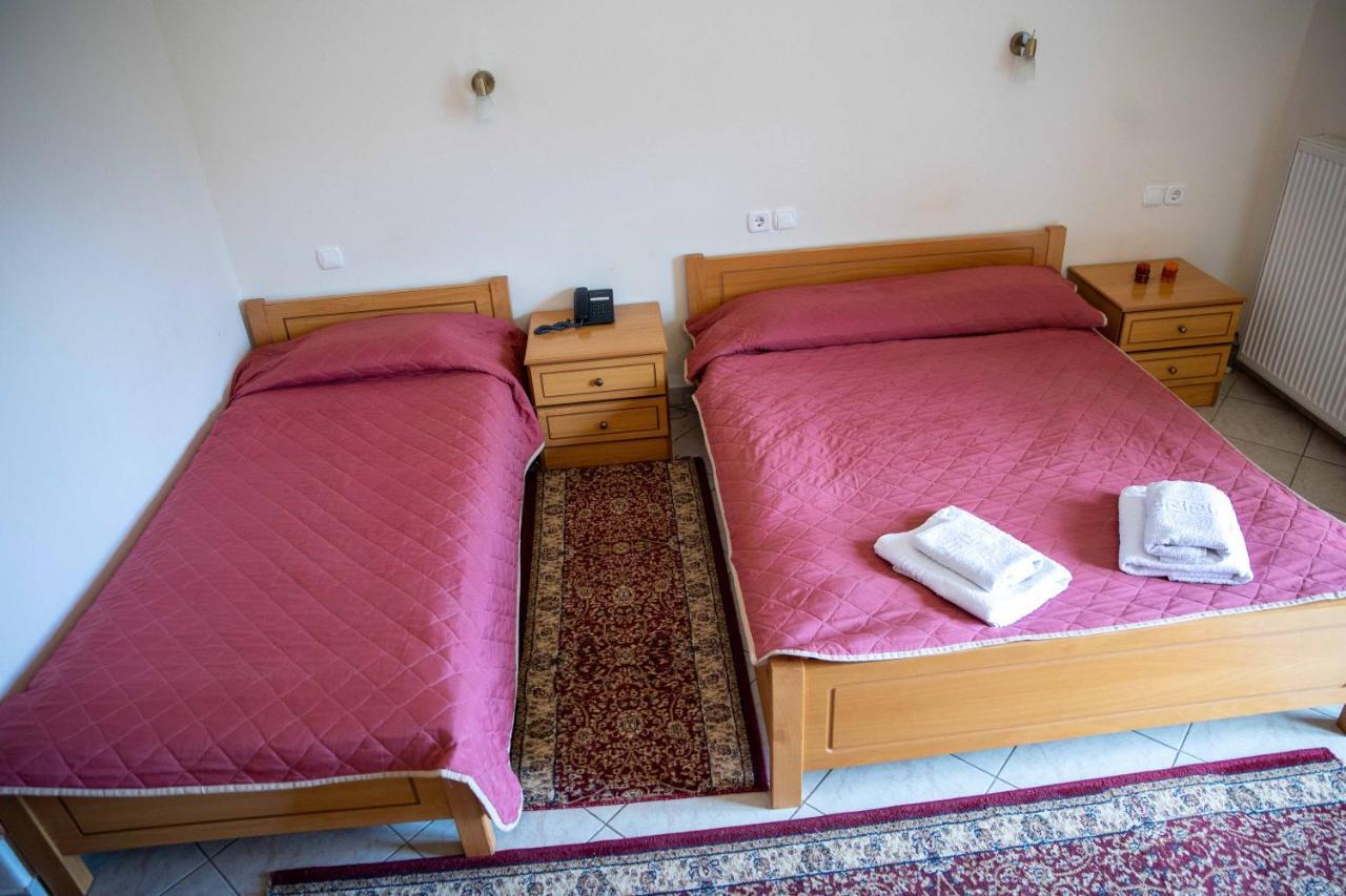 Hotel Kastro Sérvia Eksteriør bilde