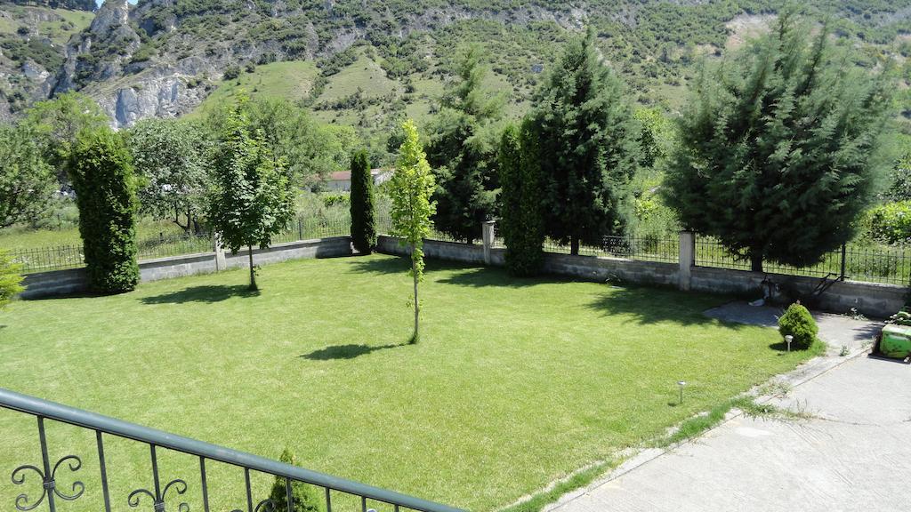 Hotel Kastro Sérvia Eksteriør bilde