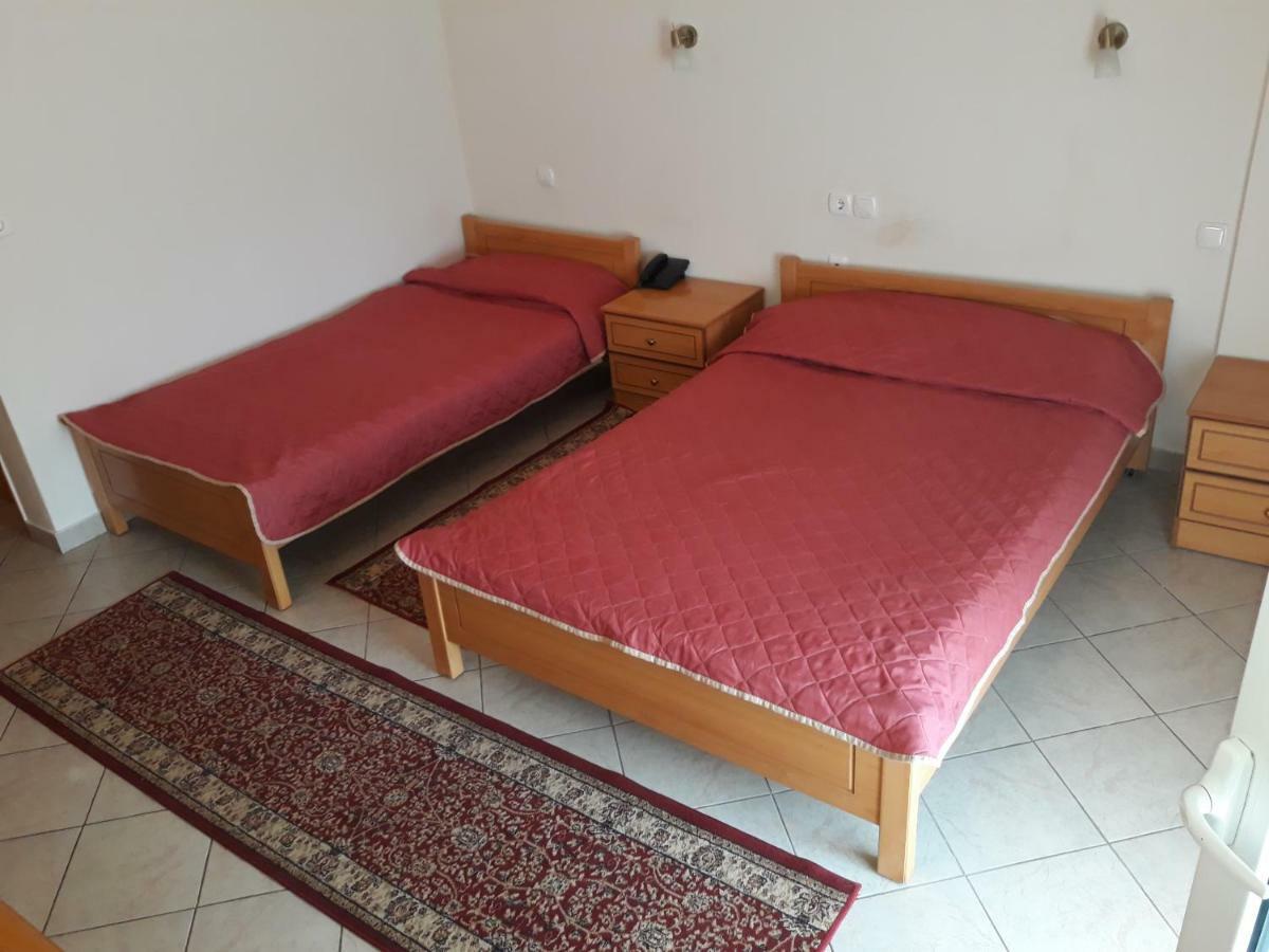 Hotel Kastro Sérvia Eksteriør bilde